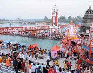 Amritsar to Haridwar Bus Hire